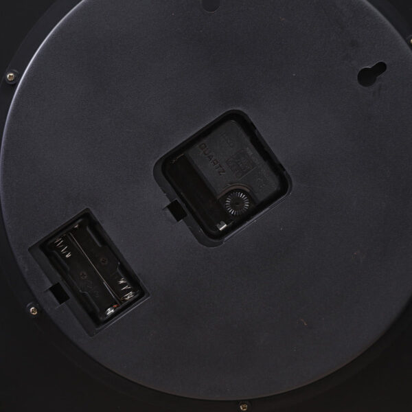 Oval Shape Clock - Image 4