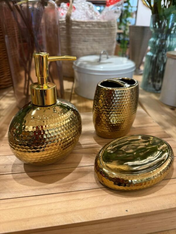 Opulence Gold Bath set - Image 3