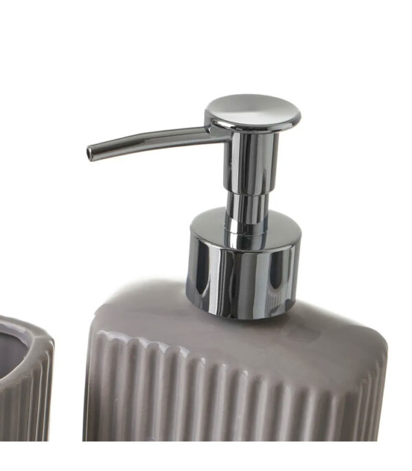 Obsidian Noir Bath Set - Image 8