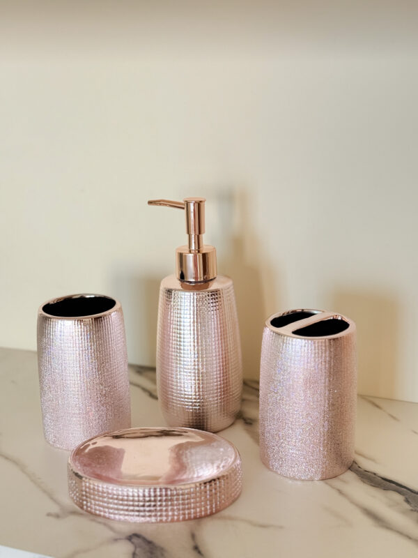 Rose Luxe Elegance Bath Set - Image 7