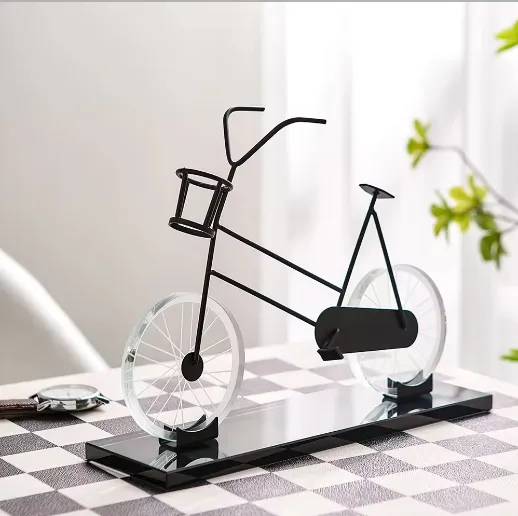 Minimalist Cycle Decor - Image 2