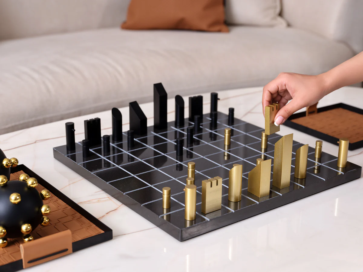 Marble Board Metal Chess Pieces - Image 2