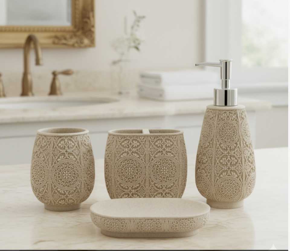 Carvique Bath Set - Image 2