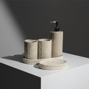 Seraphine Bath Set With Tray
