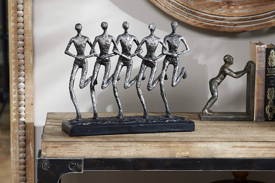 Human Chain Unity Statue - Image 2